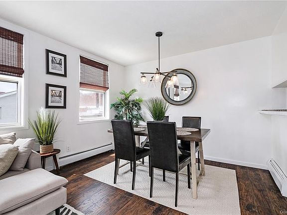 2nd image of 1209 Vyse Ave