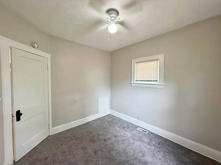 3454 E 118th St — Photo 32
