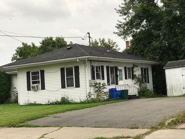 2nd image of 26-28 Chase St