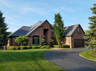 5580 Saint Andrew Dr, Clarkston, MI 48348