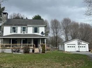 7 Point Rd, Willsboro, NY 12996