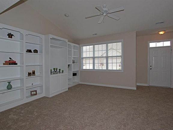 3rd image of 18377 Piers End Dr