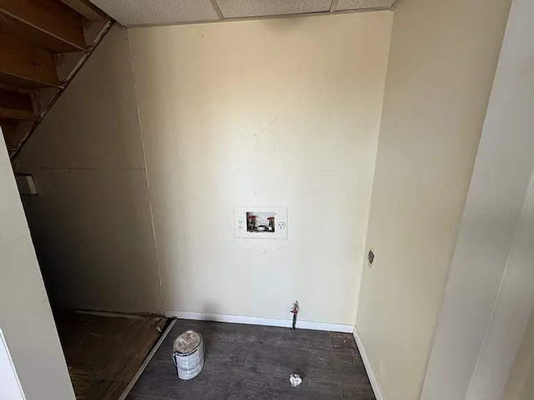 39 Medbury Ave — Photo 12