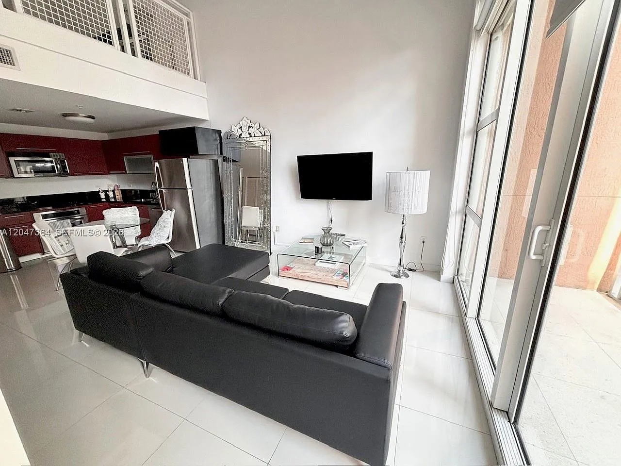 Vizcayne North Condo — Photo 2
