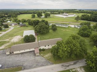 208 E Valley View Dr, Walnut Grove, MO 65770