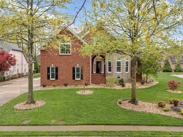5347 Cavendish Dr, Murfreesboro, TN 37128