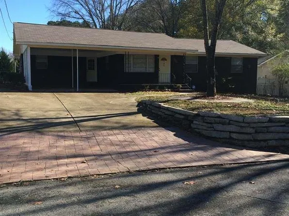 780 Dates Cir, Bessemer, AL 35023