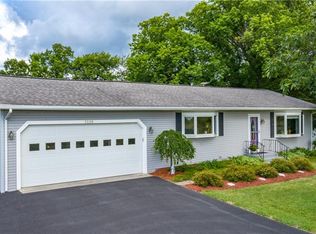 5526 Yerkes Rd, Canandaigua, NY 14424