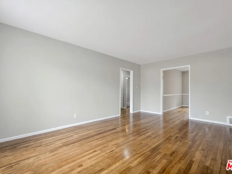 4086 Abourne Rd #A — Photo 17