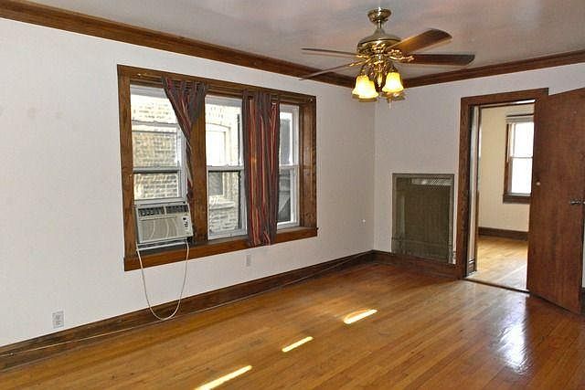 2nd image of 5938 N Broadway St #2