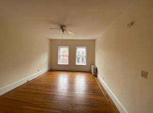 525 Beacon St APT 8, Boston, MA 02215