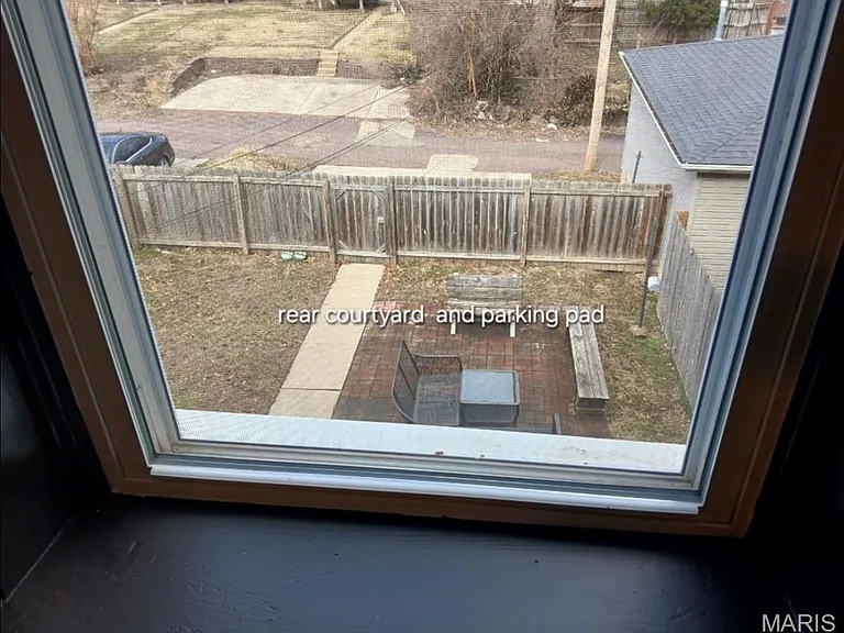 2115 Allen Ave — Photo 10
