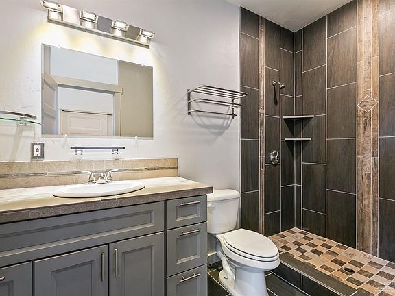 Unit 1 bath
