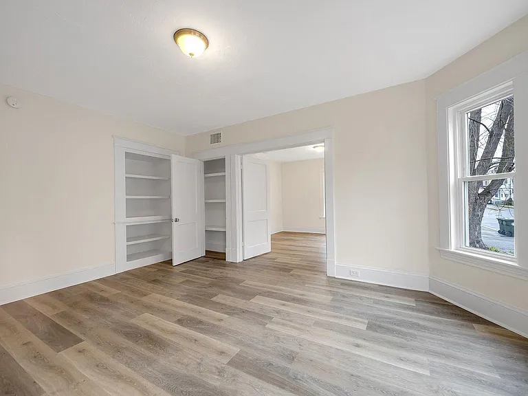 680 Harvard St #2 — Photo 9