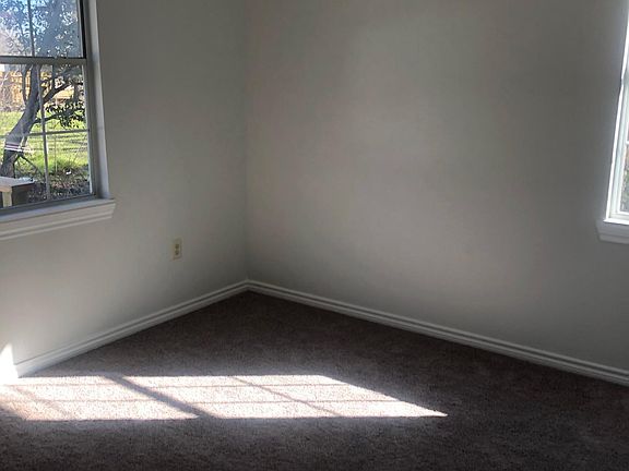 4th image of 13202 Cedar Grove Dr #B