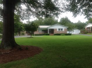 328 Country Ln, Danville, VA 24540