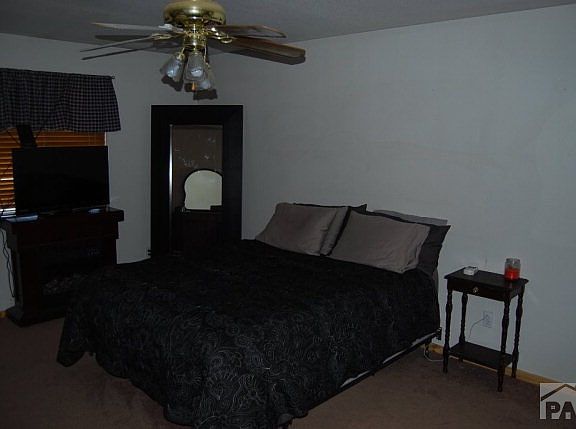 5th image of 4789 Fort Crockett Ave