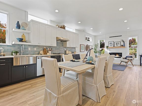 3rd image of 120 Willow Avenue #1