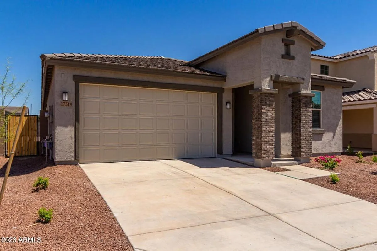 Brand New Home! — Photo 2