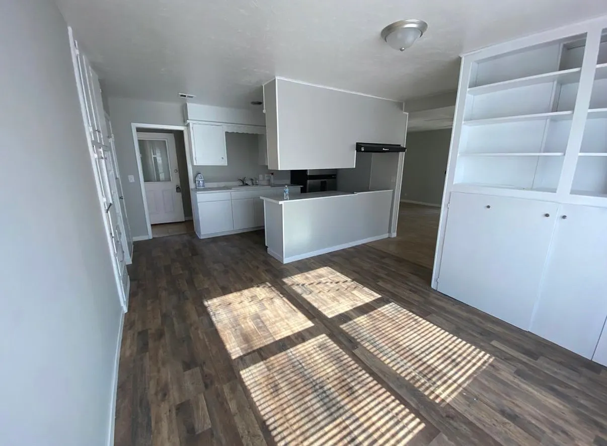 3 bed, 1348 sqft, $1,450 — Photo 4