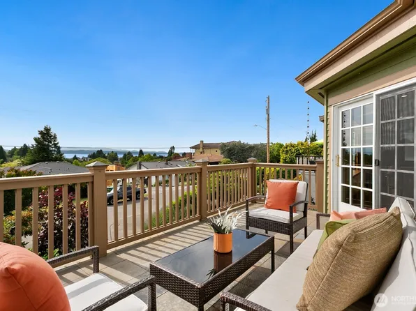 12238 9th Avenue NW, Seattle, WA 98177