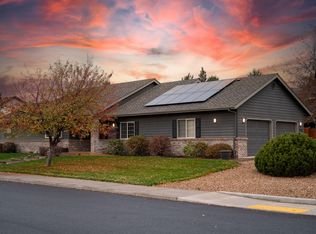 2265 NE Scarlet Ct, Bend, OR 97701