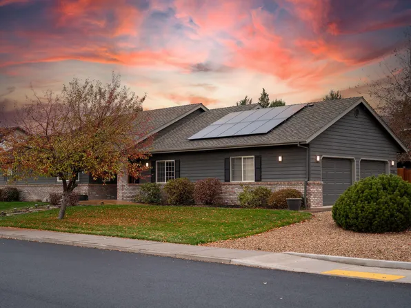2265 NE Scarlet Ct, Bend, OR 97701