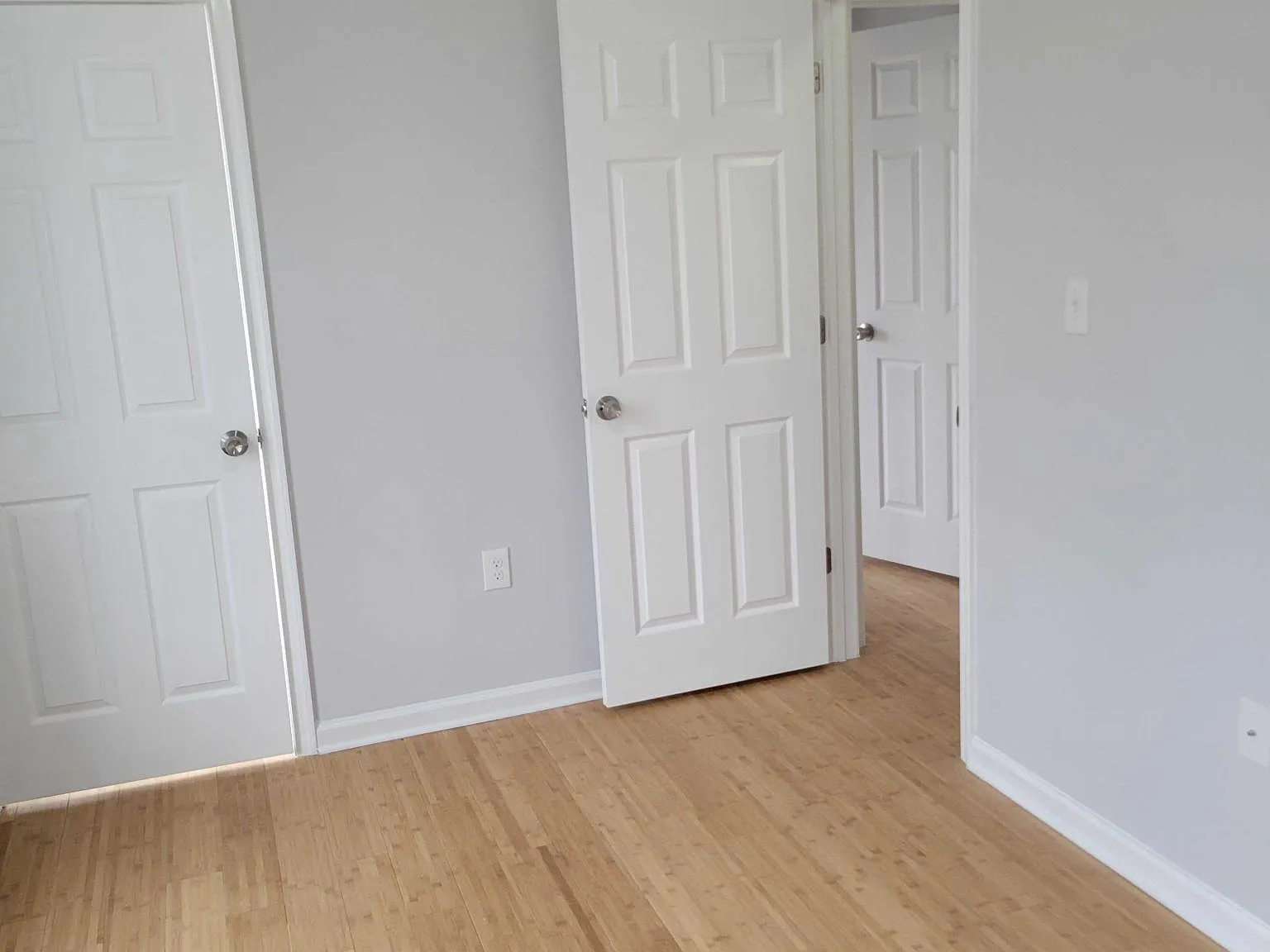 3 bed, 1.5 bath, $1,350 — Photo 4