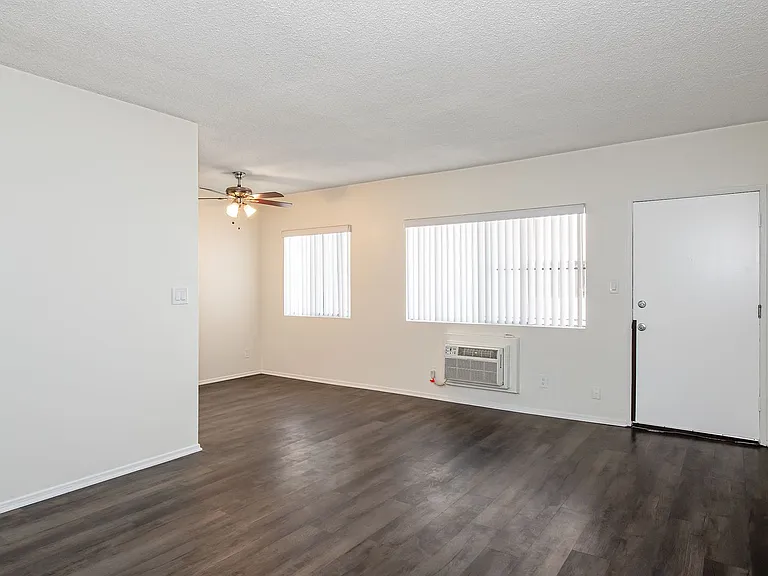 1268 Mariposa St — Photo 33