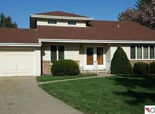 9816 Laurel Ave, Omaha, NE 68134