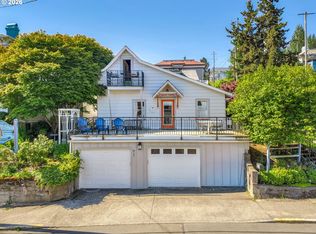 817 Exchange St, Astoria, OR 97103