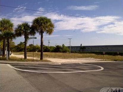 1st image of 717 10th St