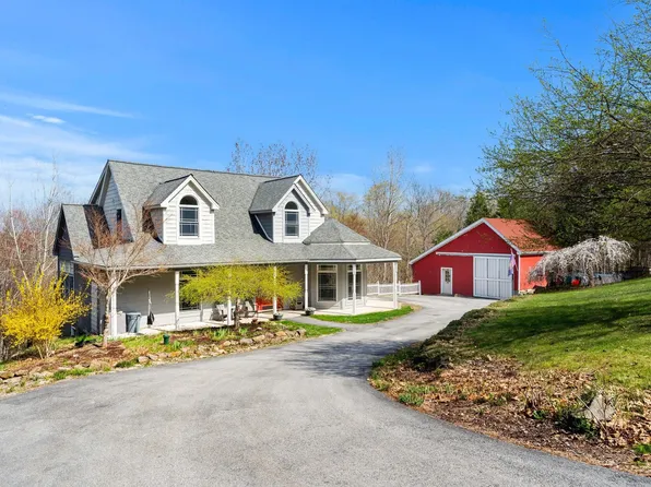 126 Beech Hill Road, Weare, NH 03281