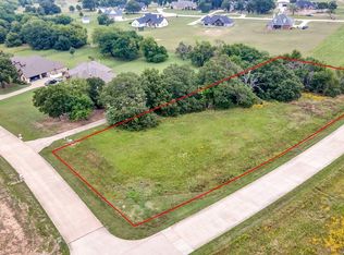 2100 Westview Dr, Wills Point, TX 75169
