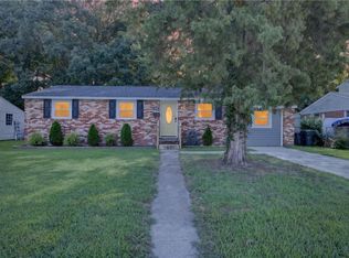 1936 Beall Dr, Hampton, VA 23663