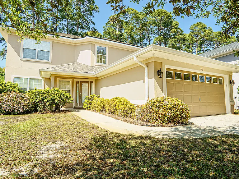 528 Loblolly Bay Dr — Photo 1