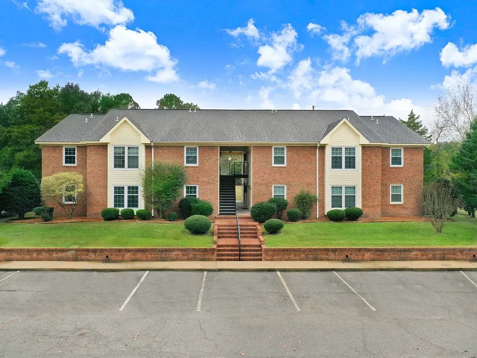3800 Wayne Memorial Dr #A-7