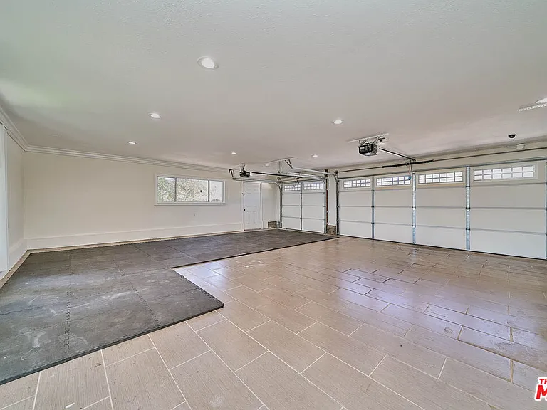 140 Mount Olive Dr — Photo 34