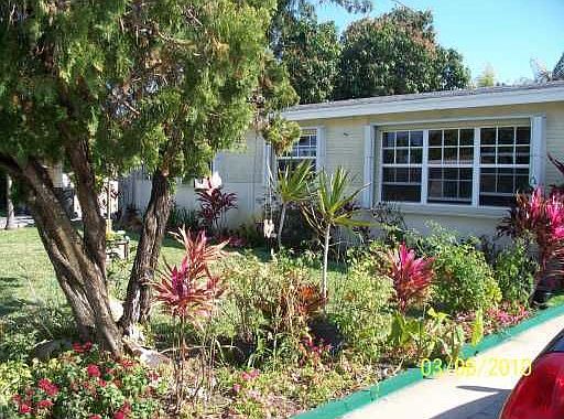 2nd image of 1040 SW 31st St