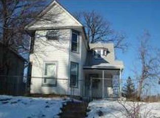 1016 E 15th St, Davenport, IA