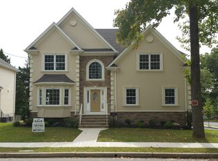 11 Goodrich St, Iselin, NJ 08830