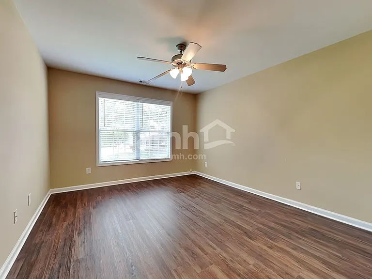 2737 Autumn Bluff Way — Photo 23