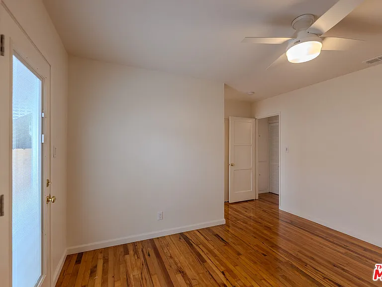 302 N Maple St — Photo 21