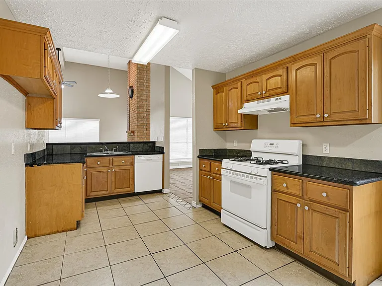 12322 Meadow Ridge Dr — Photo 12