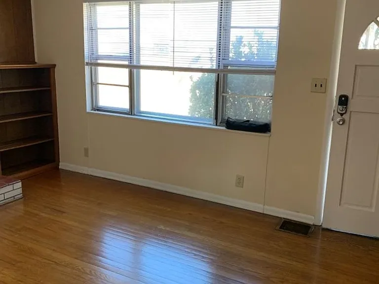 1506 Exeter Ave — Photo 10