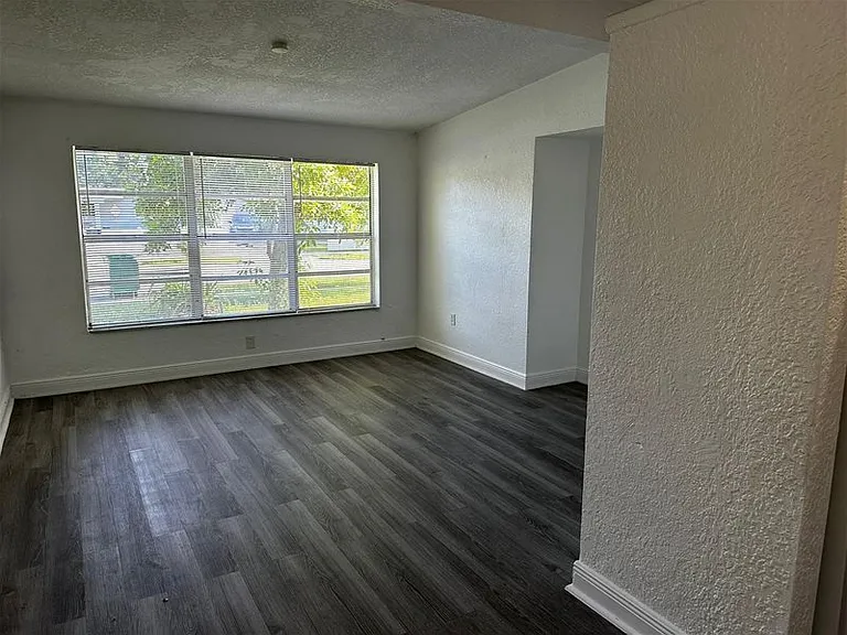 3150 NW 3rd St — Photo 3