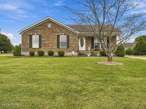 2nd image of 375 Forest Ridge Dr