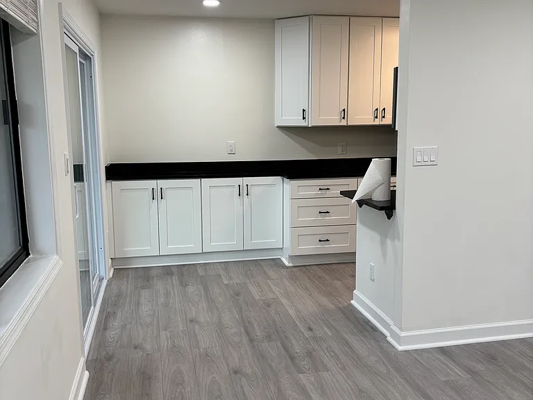 6435 Richmond Hwy #302 — Photo 18