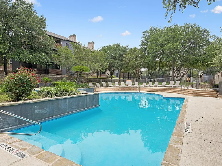 Resort-Style Pool & Spa