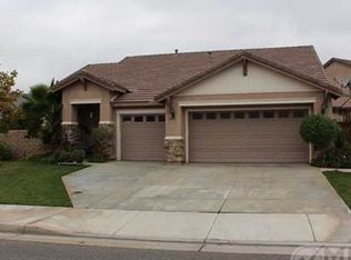 35421 Saguaro Dr, Winchester, CA 92596